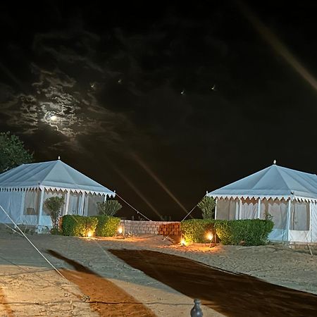 Sunny Desert Camp Kūri Eksteriør bilde